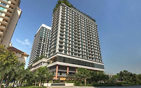 Acappella Suite Hotel, 4*